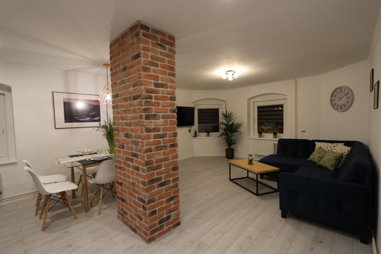 Apartament Przy Skwerku Lägenhet Szklarska Poręba Exteriör bild