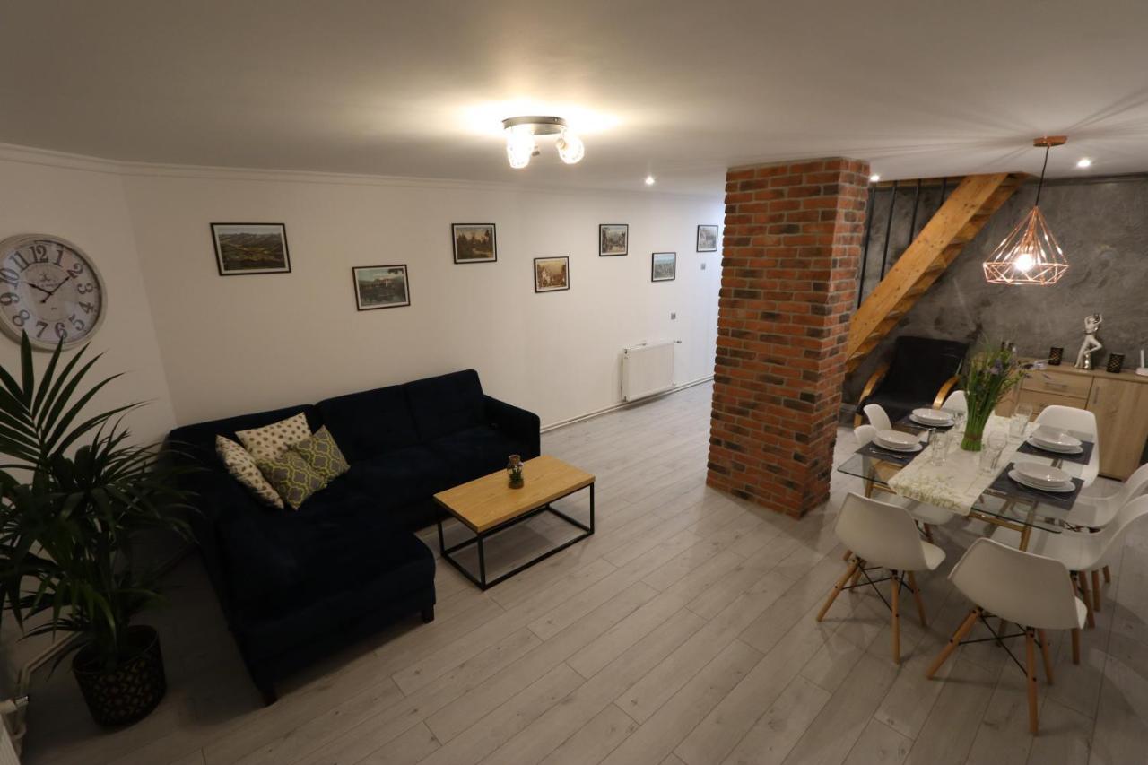 Apartament Przy Skwerku Lägenhet Szklarska Poręba Exteriör bild